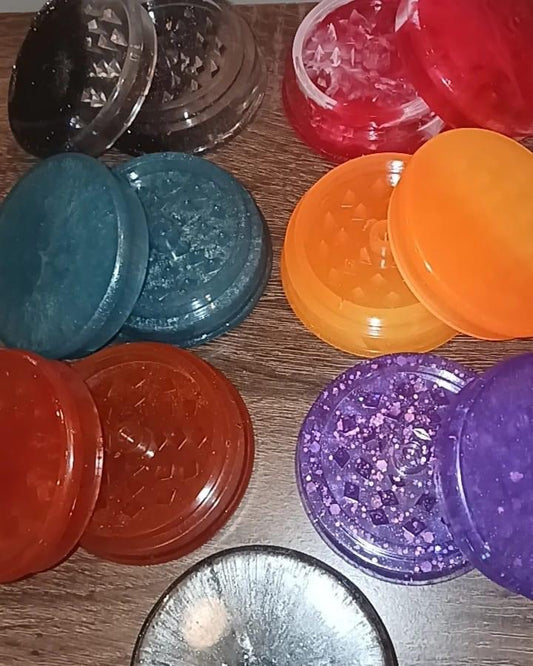 Customizable 3 inch two-tone herb grinder, any color, epoxy resin, spike tooth pill crusher, custom made, weed grinder, smoker kit